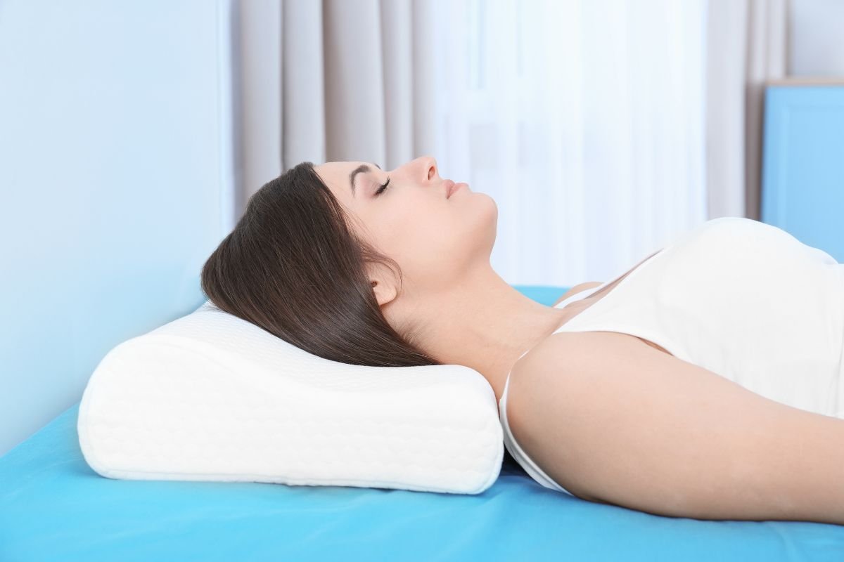 Sleeping Positions for Shoulder Pain: Important Guide to Finding Relief | The Lifesciences Magazine