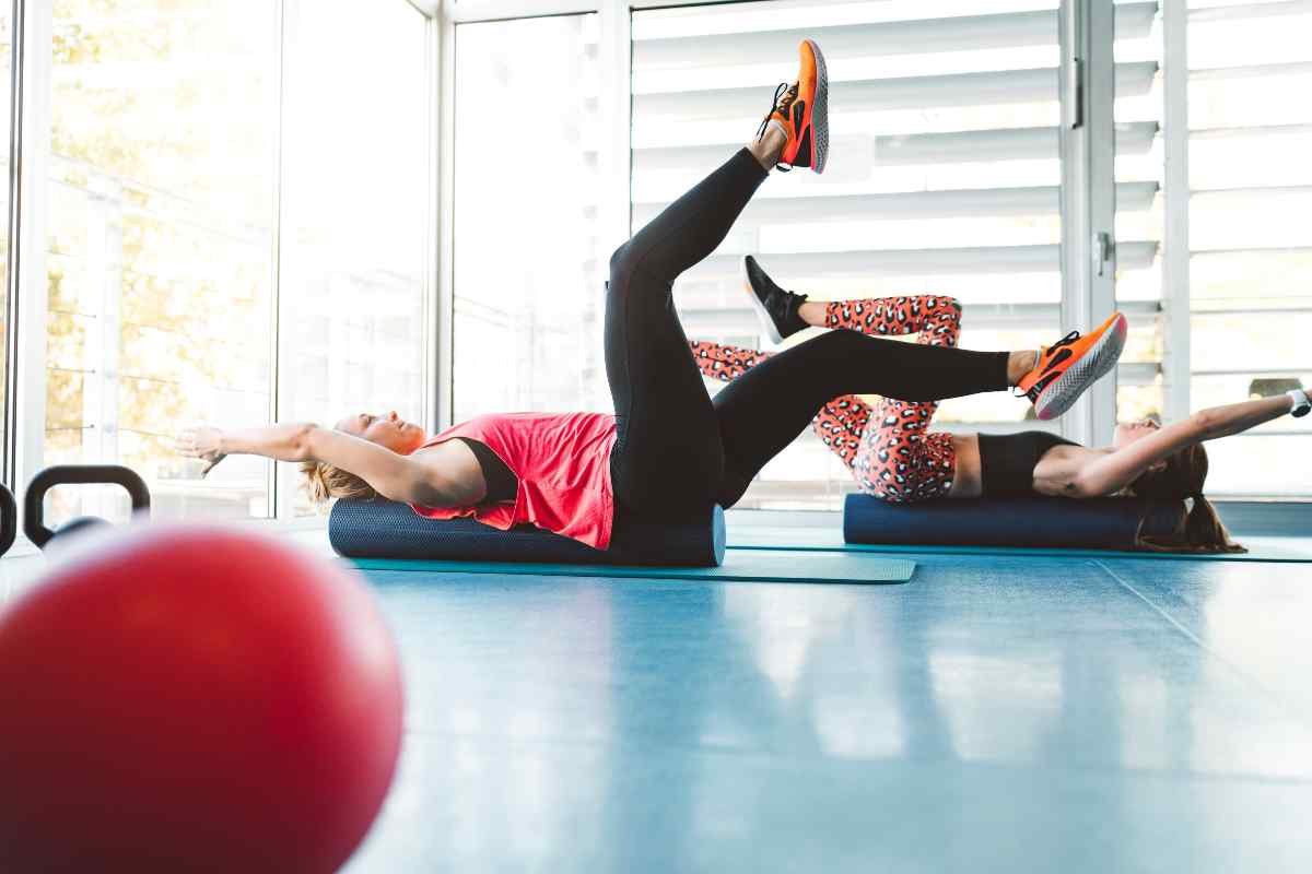 Dead Bug Exercise: Benefits, Techniques, and Tips | The Lifesciences Magazine