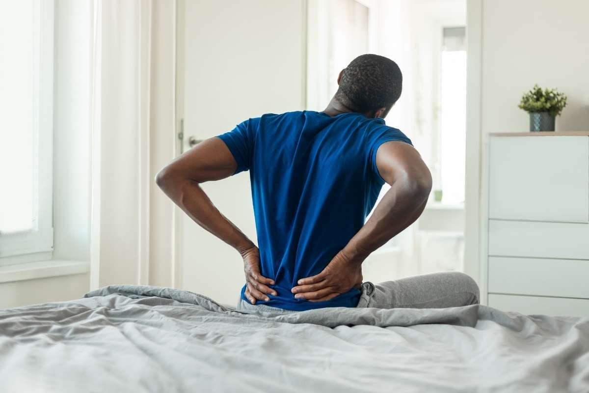 Say Goodbye to Aching Lower Back and Hips: Expert Tips | The Lifesciences Magazine