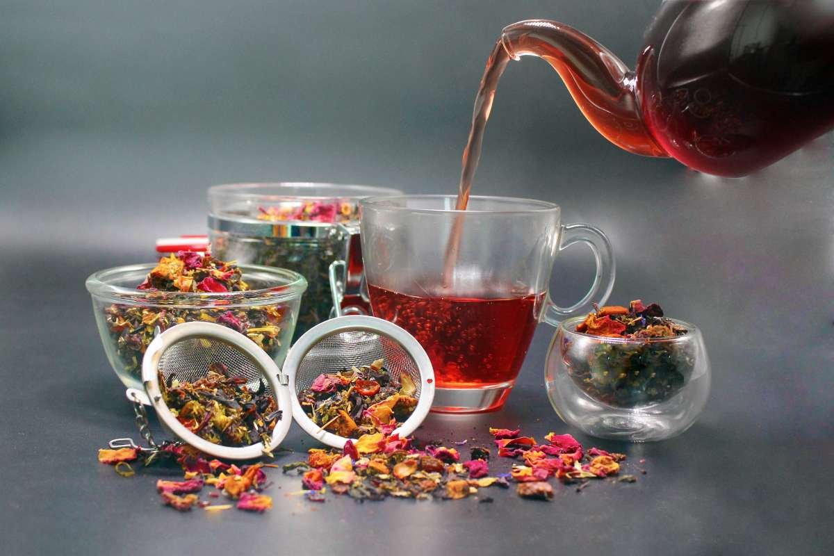 7 Best Teas for Anxiety (Best Time to Drink) | The Lifesciences Magazine