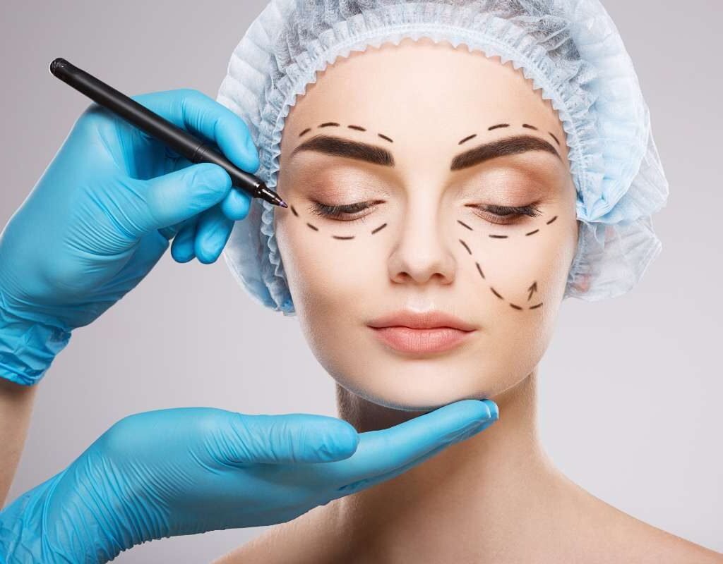 4 Types of Modern Plastic Surgery: Benefits and Risks | The Lifesciences Magazine