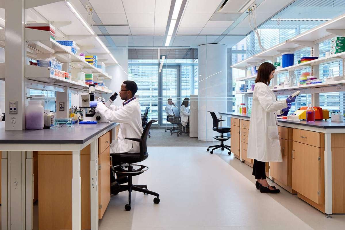 Chicago's Life Sciences Scene Grows Amidst Challenges | The Lifesciences Magazine