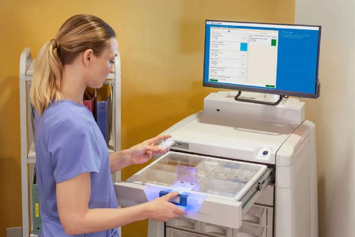 Automated Medical Dispensing Systems: Patient Care in 2025 | The Lifesciences Magazine