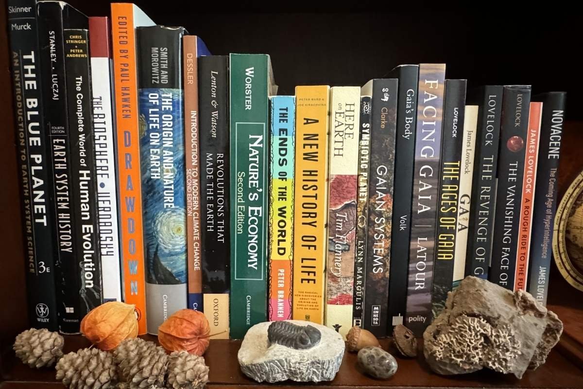 30 Eye-Opening Environmental Science Books to Explore | The Lifesciences Magazine