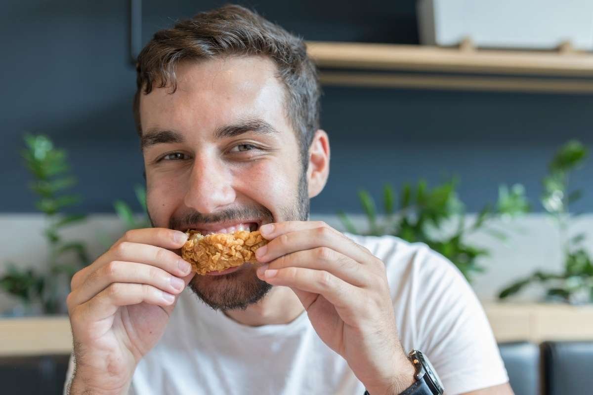 Can You Eat Cold Chicken? Here’s What You Need to Know! | The Lifesciences Magazine