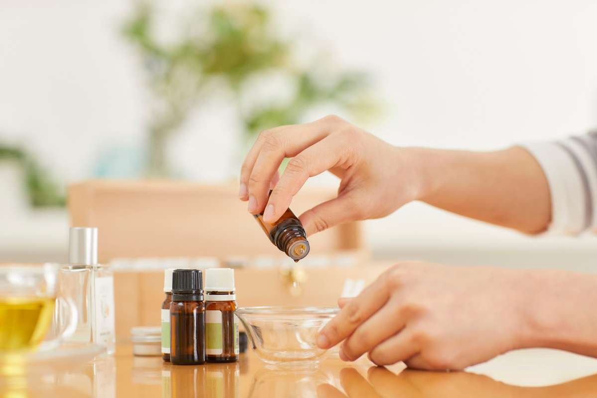 Is Essential Oils for Sore Muscles: Proven Natural Relief | The Lifesciences Magazine