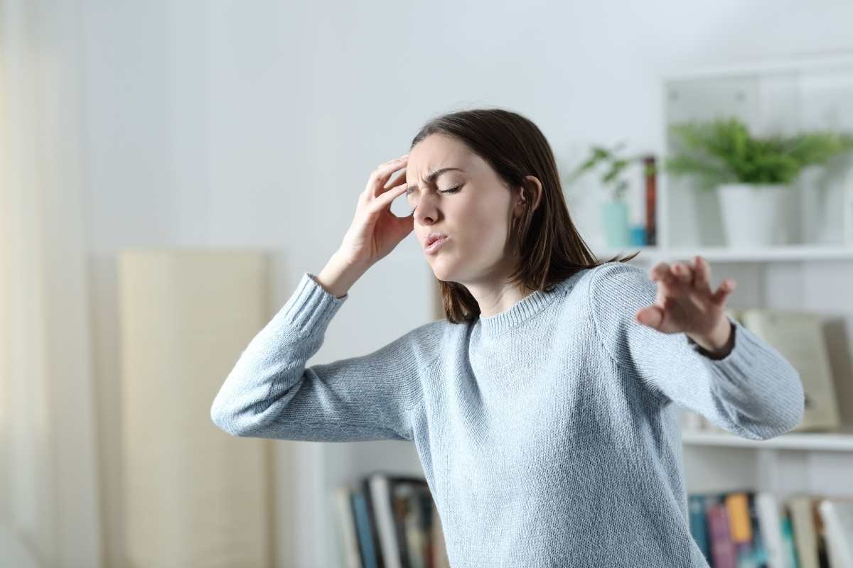 Essential Oils for Vertigo: 2025 Natural Relief Guide | The Lifesciences Magazine