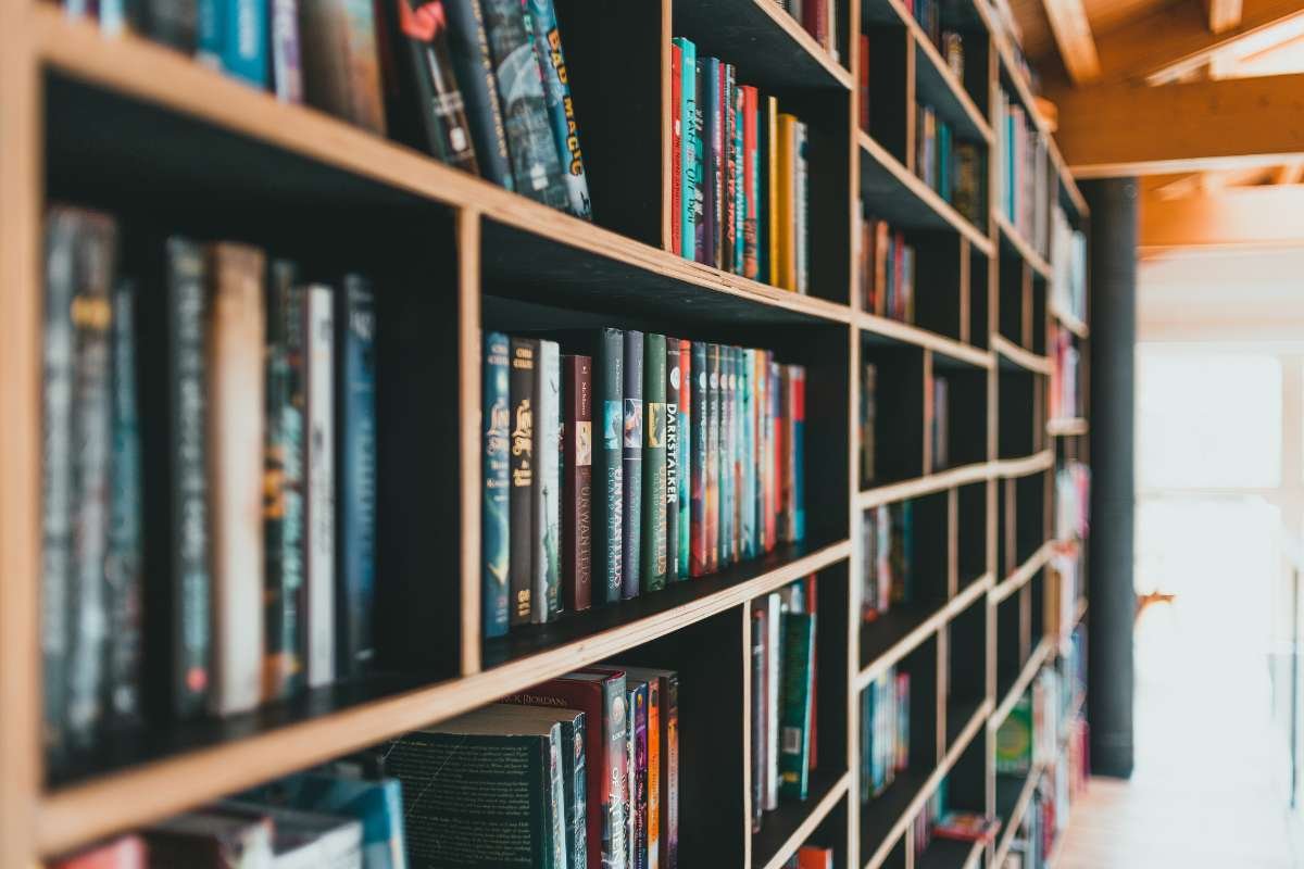 Health Policy Books: Smart, Essential Reads for All | The Lifesciences Magazine
