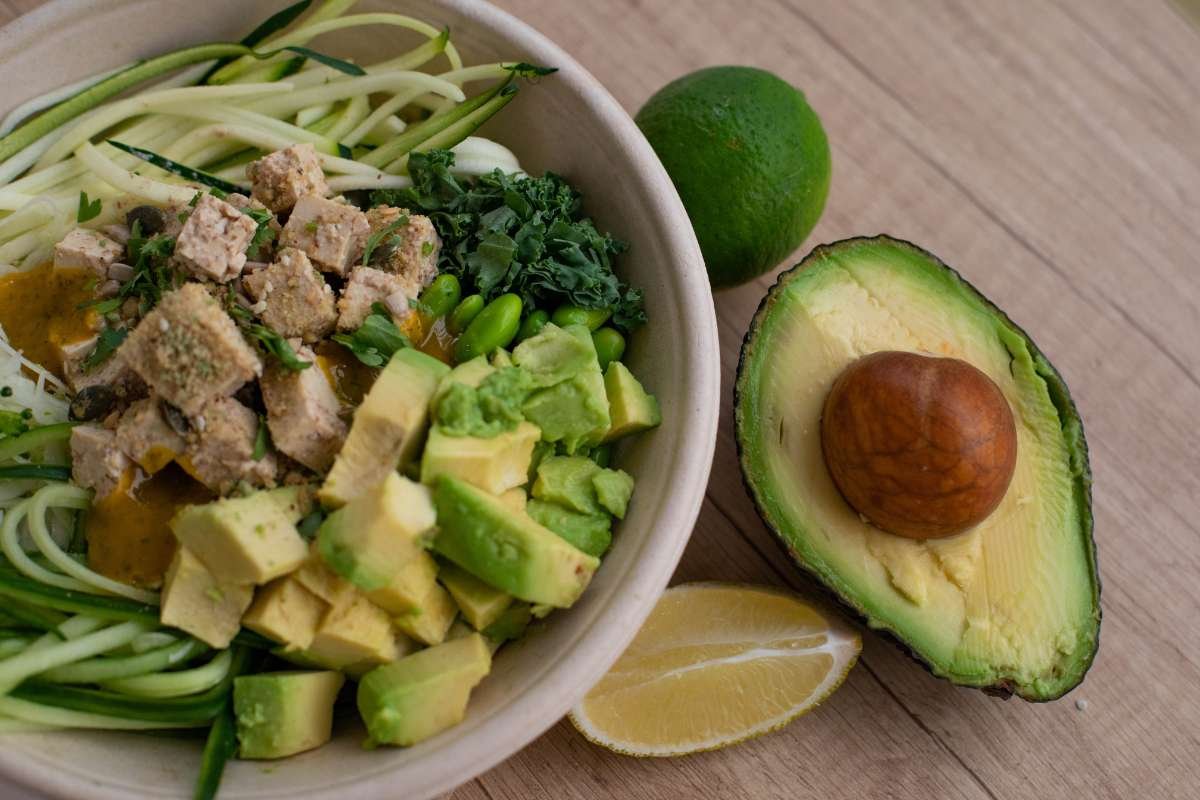 What Do Avocado Nutrition Facts Reveal About Your Daily Diet? | The Lifesciences Magazine