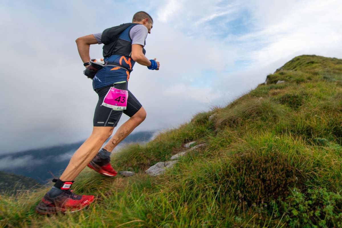 Best Hill Sprint Workouts: Speed, Power & Conditioning Guide | The Lifesciences Magazine