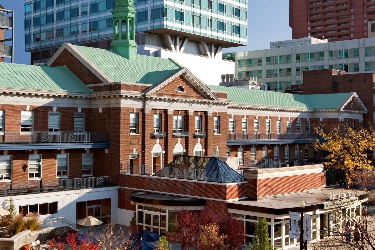 12 Largest Hospitals in the US: 2026 Rankings Overview | The Lifesciences Magazine