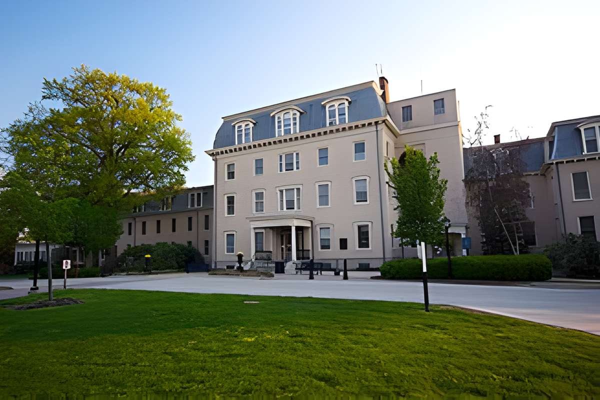 Oldest Hospitals in America: Top 10 Stories That Still Matter | The Lifesciences Magazine