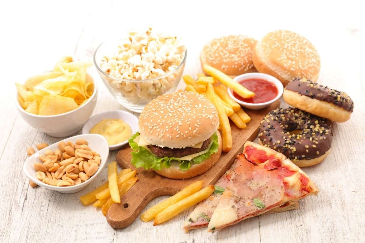 What Are Processed Foods: Hidden Health Risks Explained | The Lifesciences Magazine