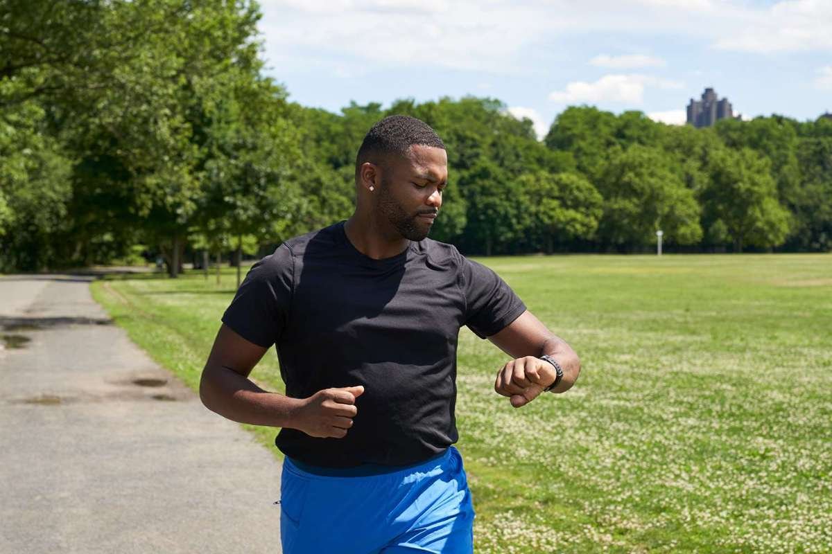 How Many Steps in One Mile? The Truth Your Tracker Misses | The Lifesciences Magazine