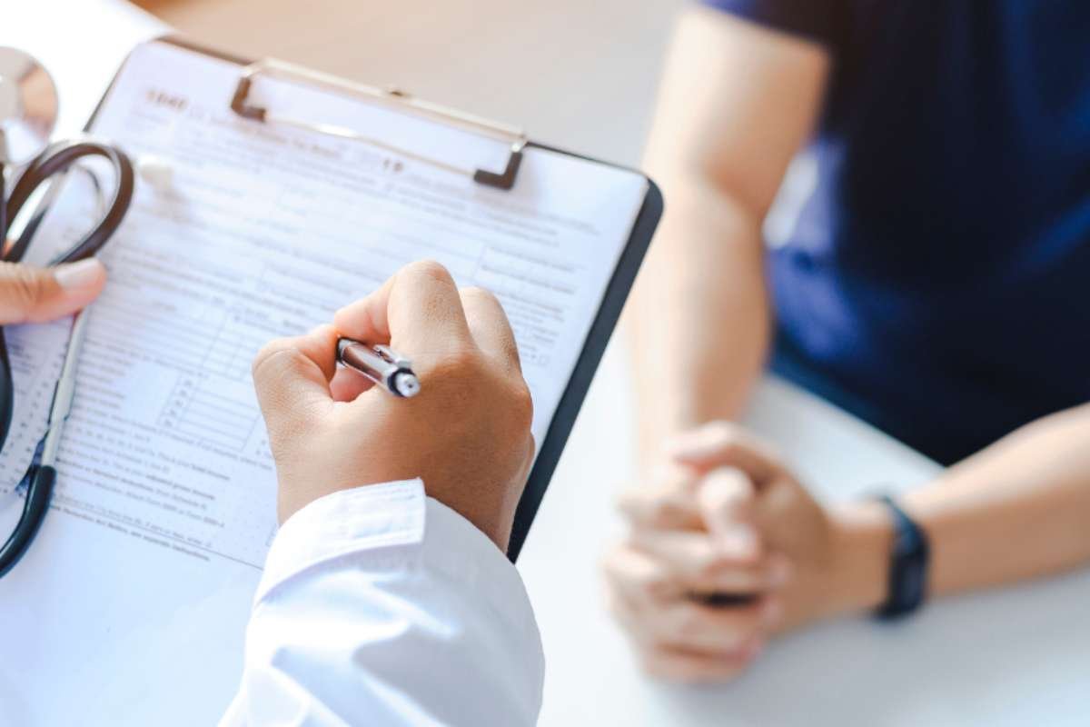 Chocolate Allergy vs. Chocolate Sensitivity: The Truth You Must Know | The Lifesciences Magazine