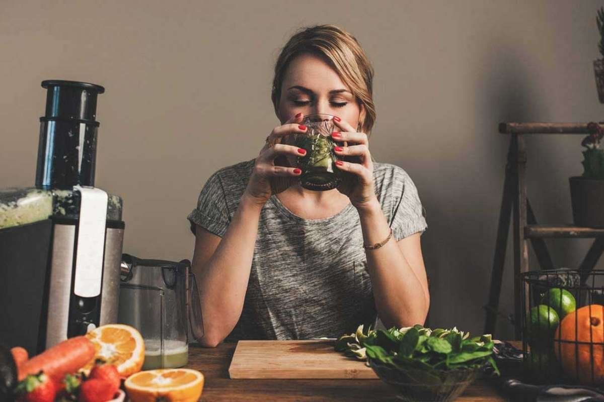 Liquid Diets for Weight Loss: Benefits, Risks & Safe Tips | The Lifesciences Magazine