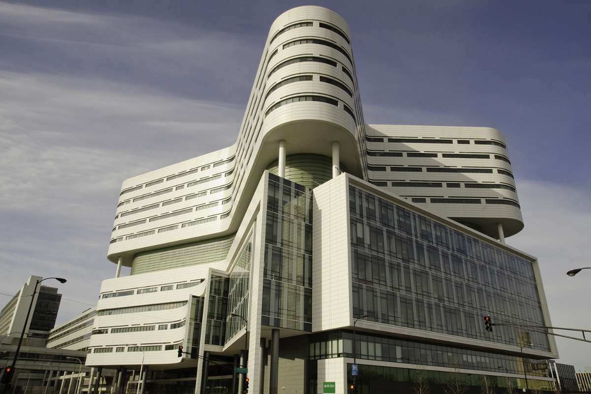 Top 30 USA Hospitals 2026: Best Healthcare Centers Guide | The Lifesciences Magazine