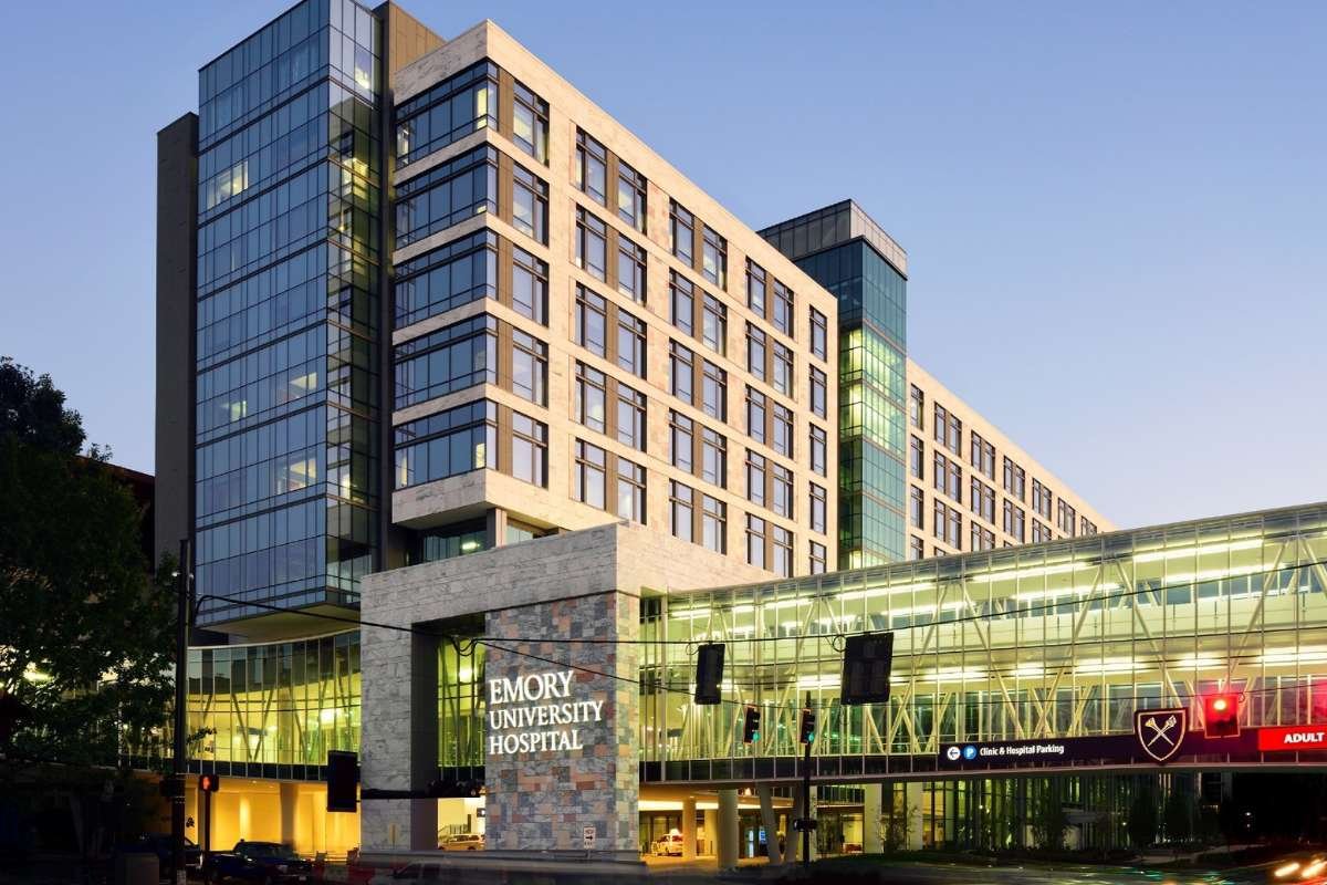 Top 30 USA Hospitals 2026: Best Healthcare Centers Guide | The Lifesciences Magazine