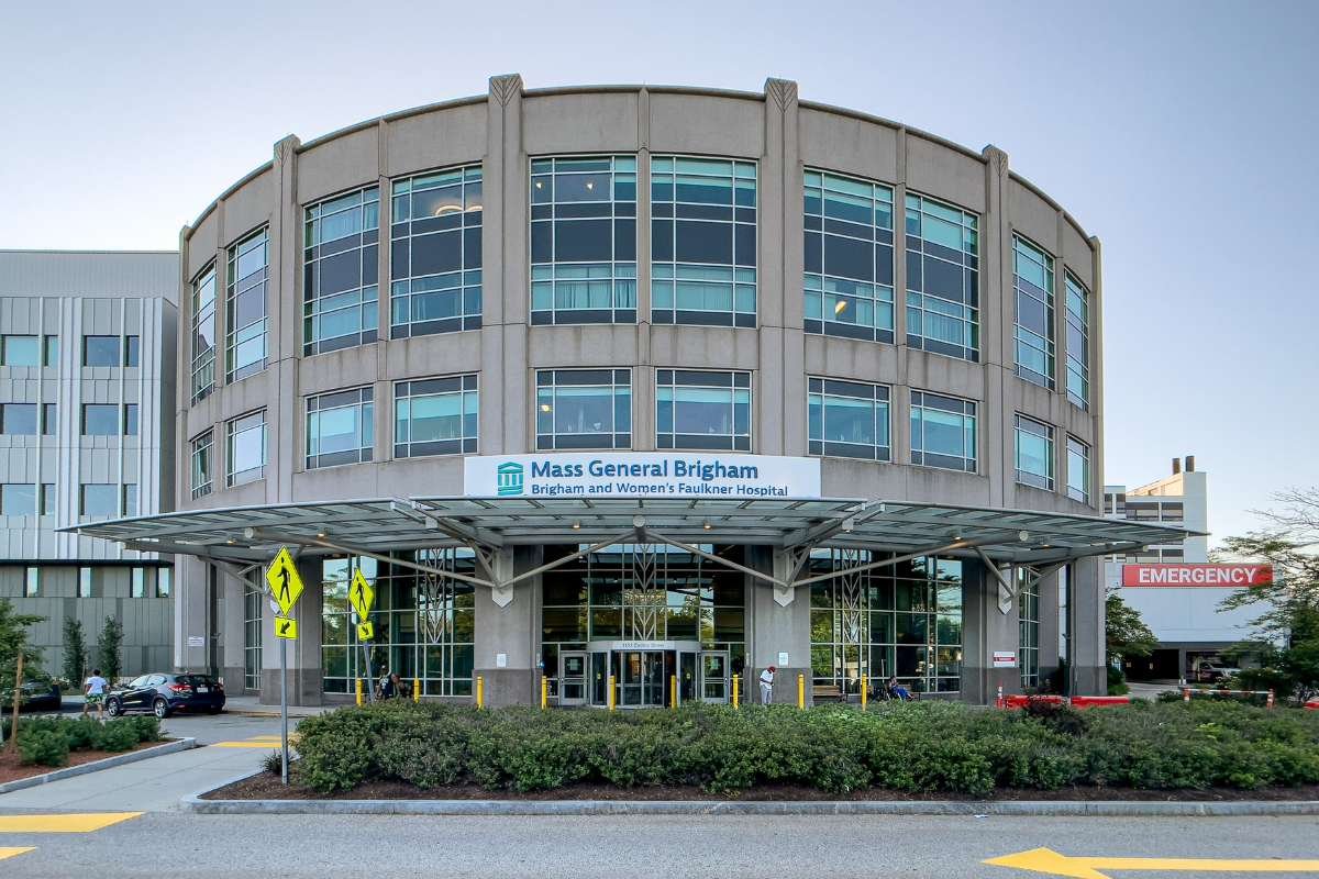 Top 30 USA Hospitals 2026: Best Healthcare Centers Guide | The Lifesciences Magazine