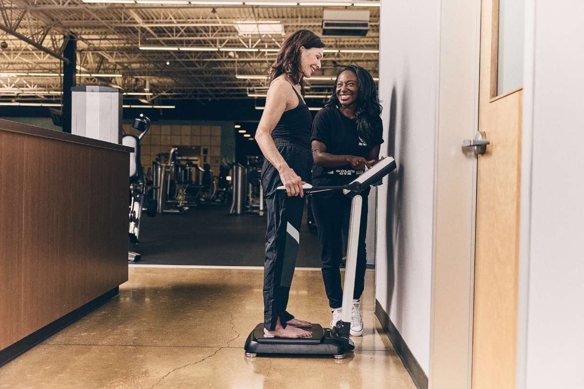 Bodyweight Exercises vs Weightlifting: Which Builds Strength? | The Lifesciences Magazine