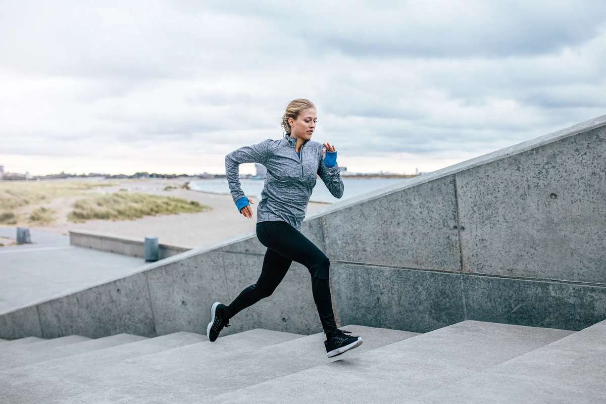 Incline Walking Vs Running: Calories, Fat Loss And Benefits | The Lifesciences Magazine