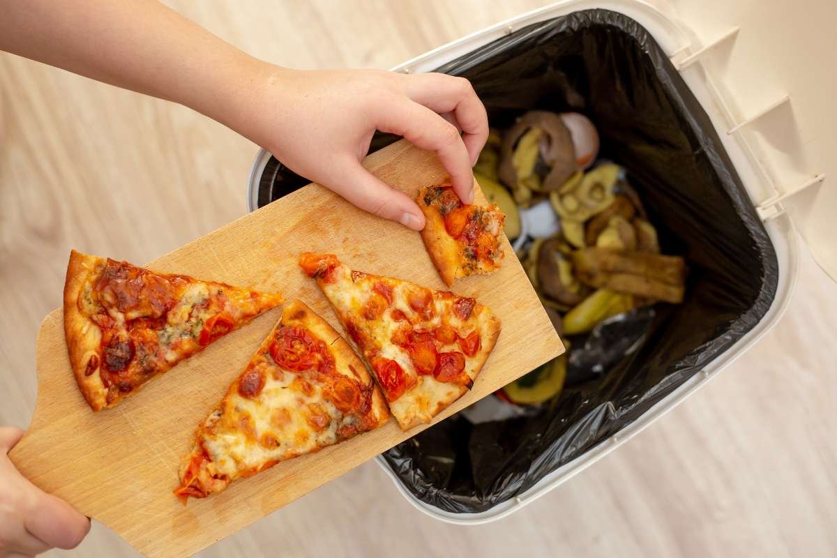 Foods to Avoid for Heart Health: What to Remove Now | The Lifesciences Magazine