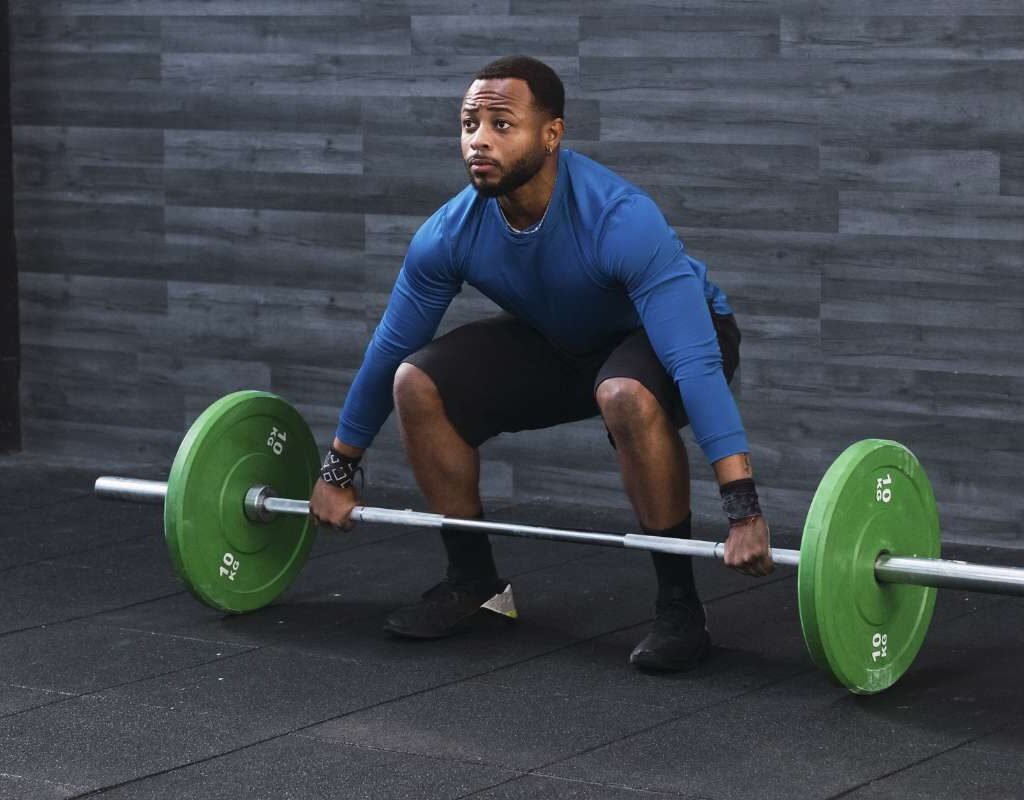 Calisthenics vs. Weightlifting: Which Workout Is Best for You? | The Lifesciences Magazine