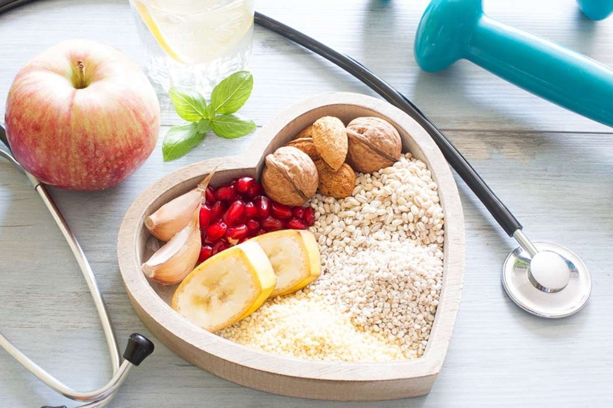 How to Lower Cholesterol Naturally: Clinical Blueprint | The Lifesciences Magazine