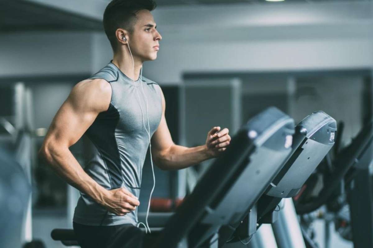 Strength Training vs. Cardio: Which Is Best for Your Goals? | The Lifesciences Magazine