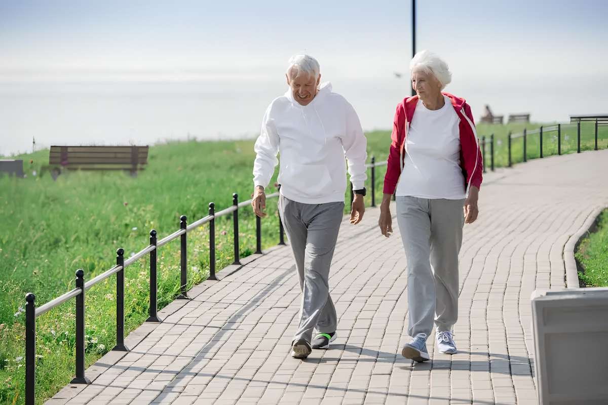 Walking for Heart Health: Benefits, Step Goals & 12-Week Plan | The Lifesciences Magazine