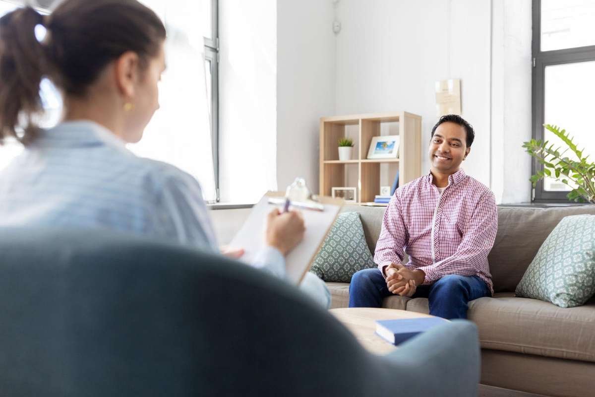 In-person Therapy vs Teletherapy for Emotional Wellness: Which Works Better? | The Lifesciences Magazine