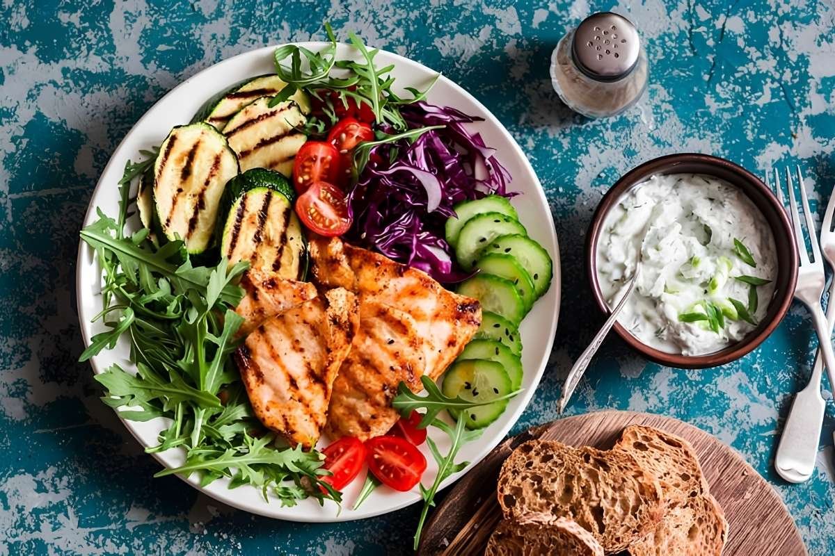 What Is a Healthy Diet? The Complete Guide to Eating Better | The Lifesciences Magazine