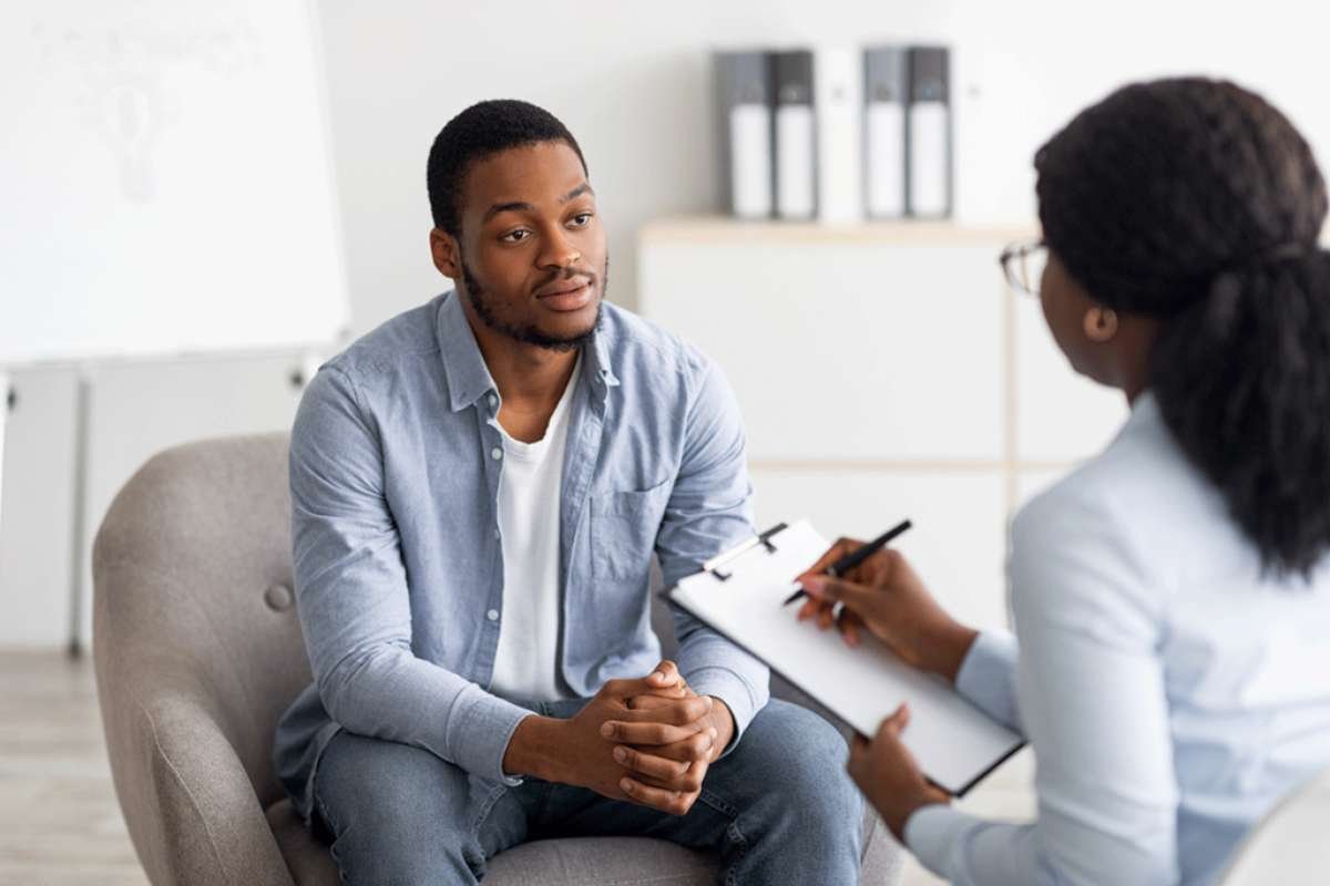 Therapy vs Medication for Emotional Wellness: Benefits, Risks, and What to Expect | The Lifesciences Magazine
