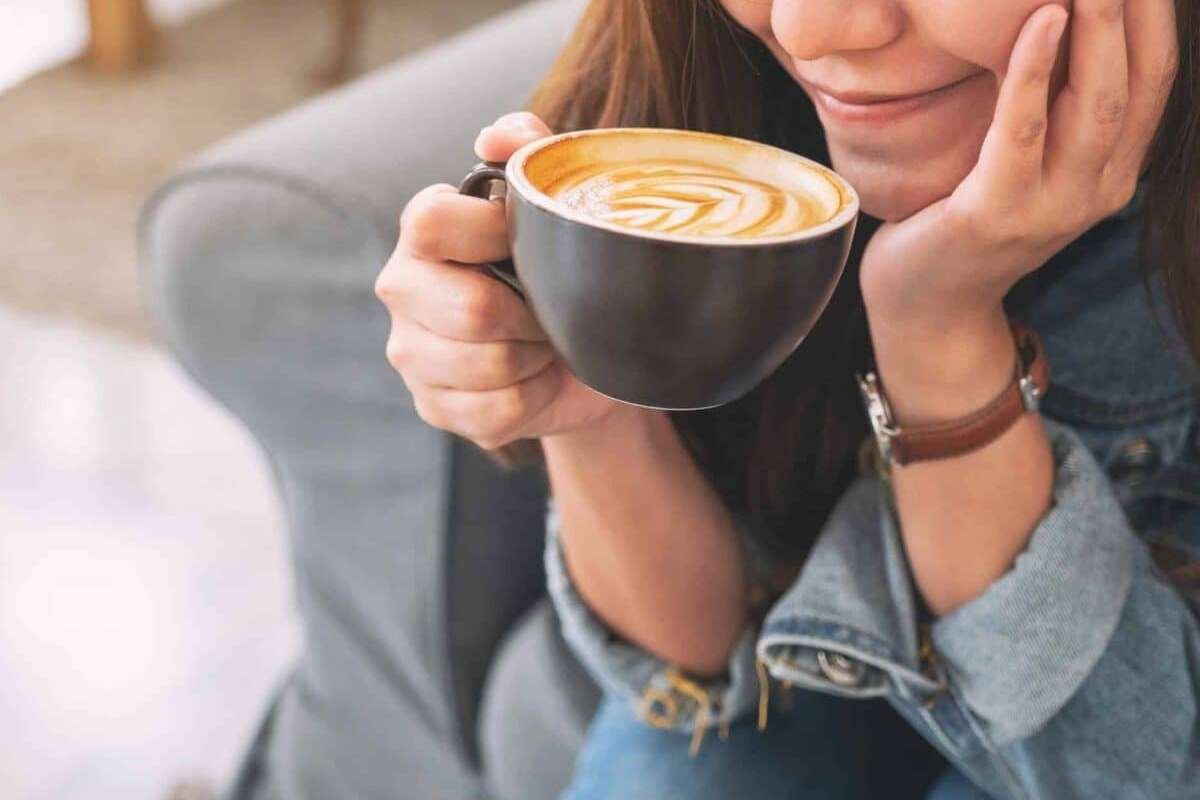 Coffee Consumption Linked to Leaner Body Composition | The Lifesciences Magazine
