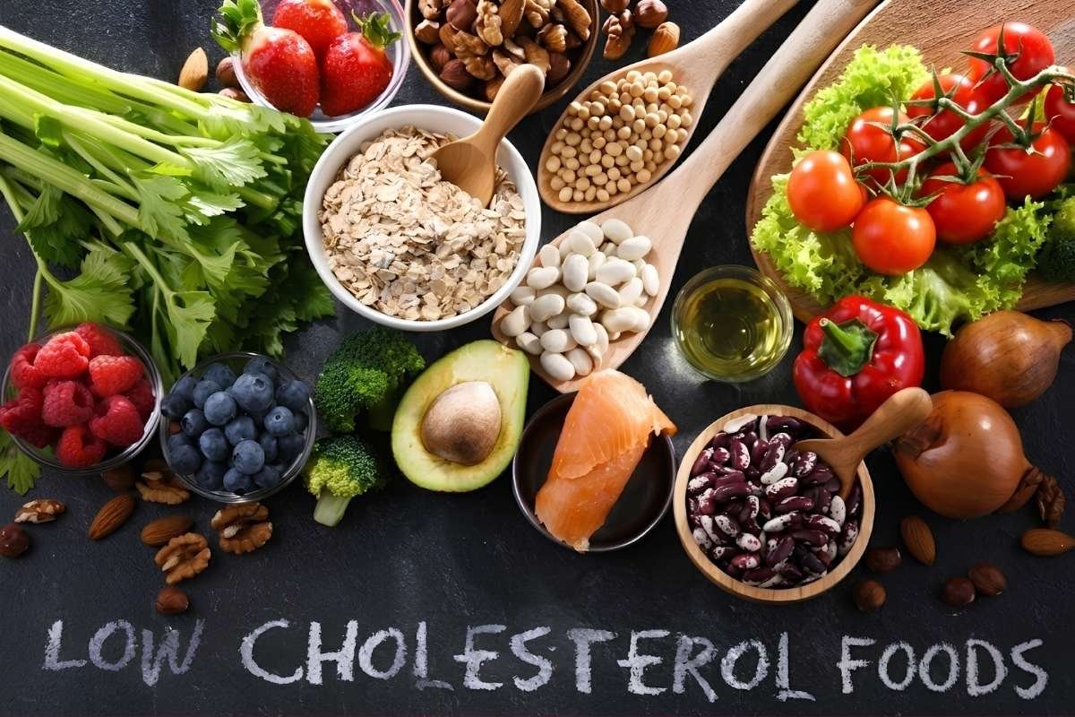 Foods That Lower Cholesterol: 15 Smart Choices to Try | The Lifesciences Magazine