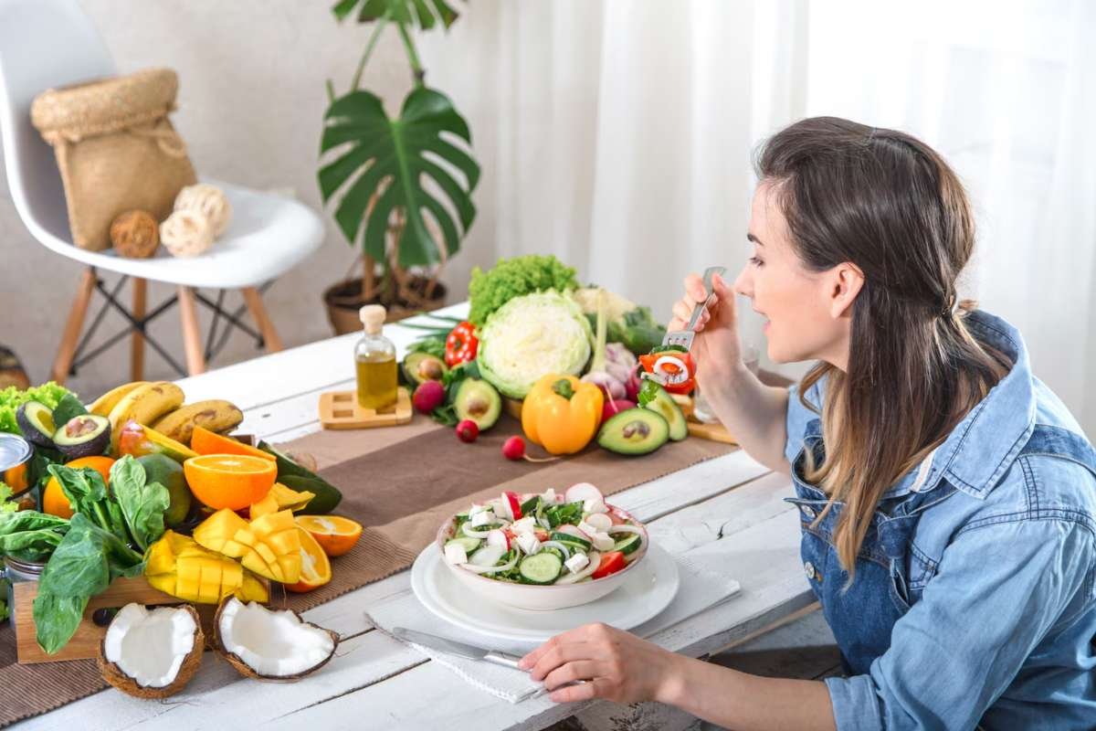 Diet for Hormone Balance: Foods for PCOS & Perimenopause | The Lifesciences Magazine