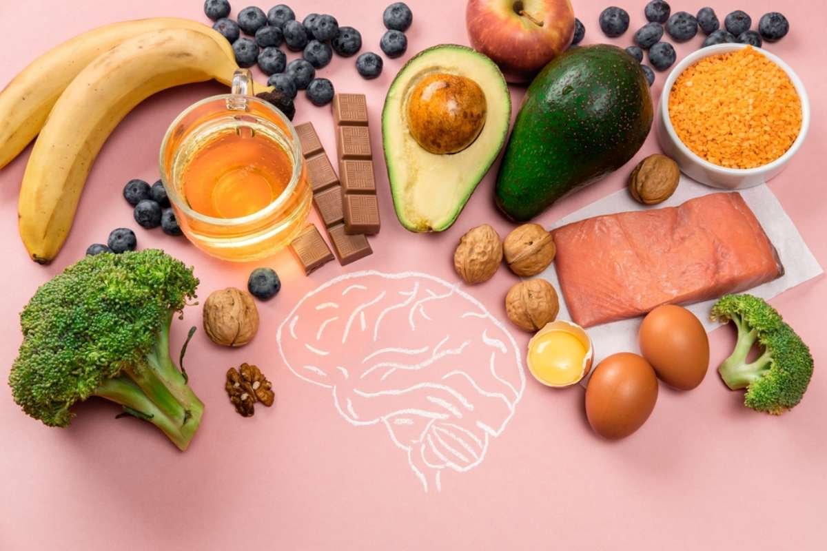 How Food Affects Mental Health Can Your Diet Change Your Mood? | The Lifesciences Magazine