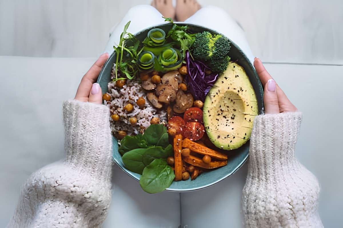 How Food Affects Mental Health Can Your Diet Change Your Mood? | The Lifesciences Magazine