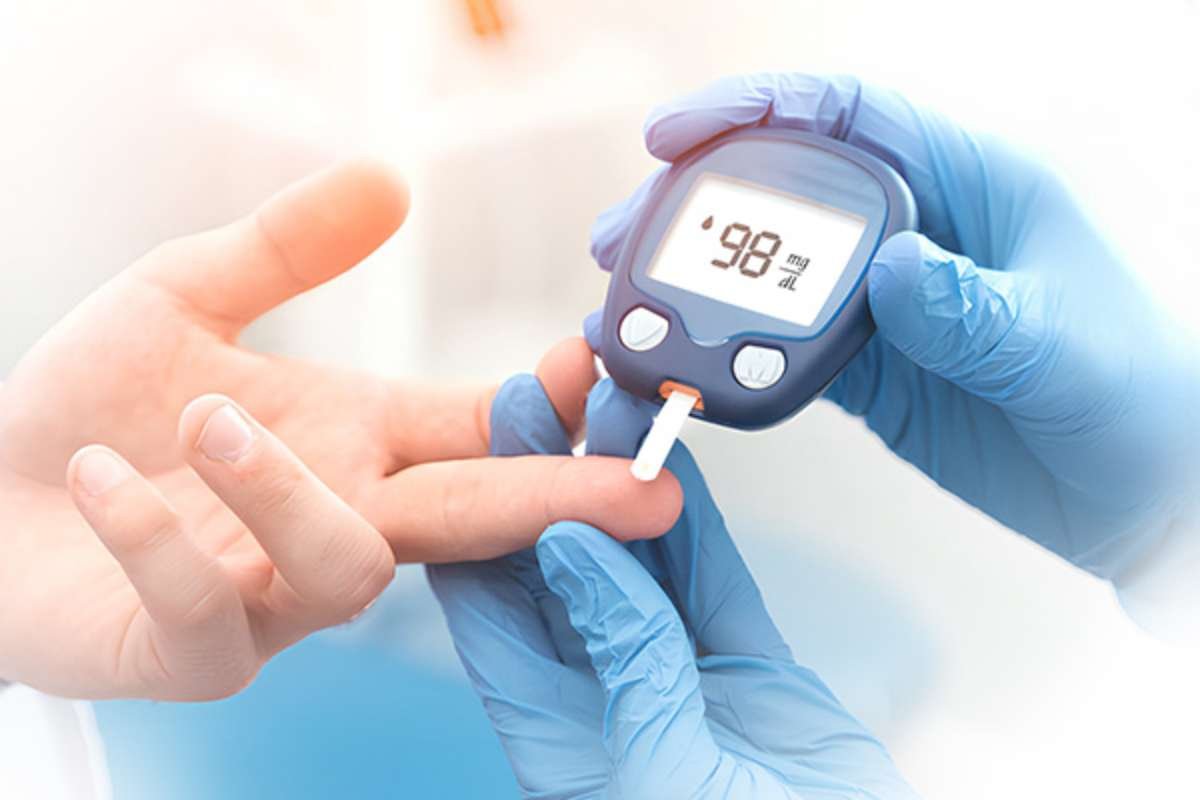 Keto vs Mediterranean Diet: Which Approach Fits Your Health Goals? | The Lifesciences Magazine