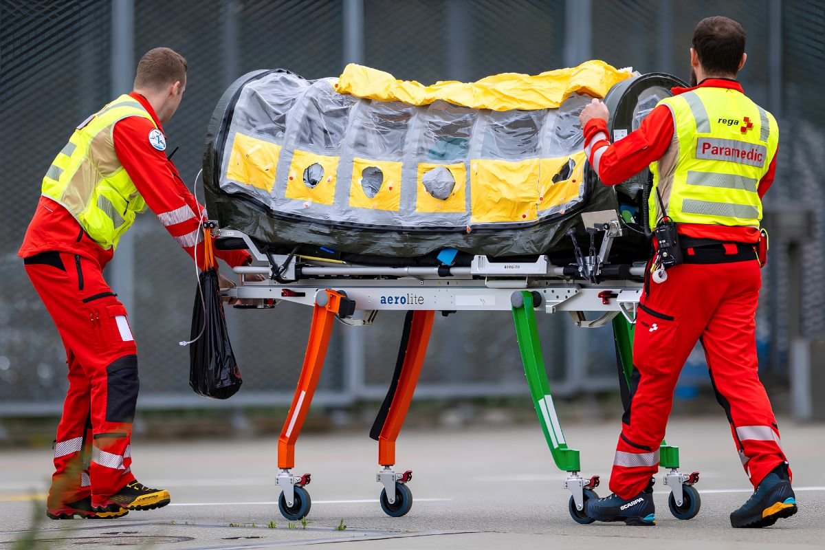 Ebola Patient in Switzerland: Officials Track Exposed Contacts | The Lifesciences Magazine